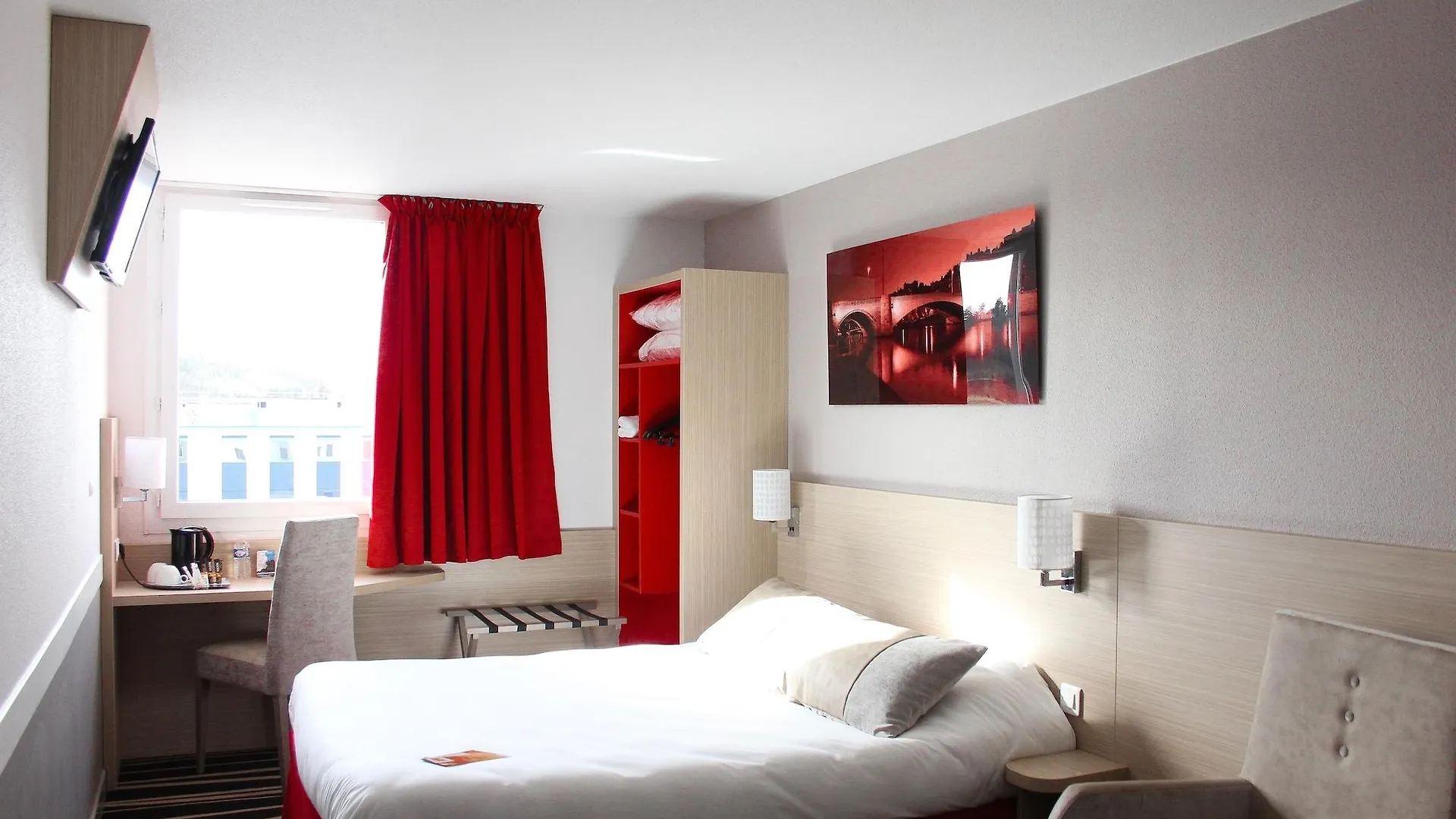 B&B Hotel Lyon Aeroport Saint-Quentin-Fallavier