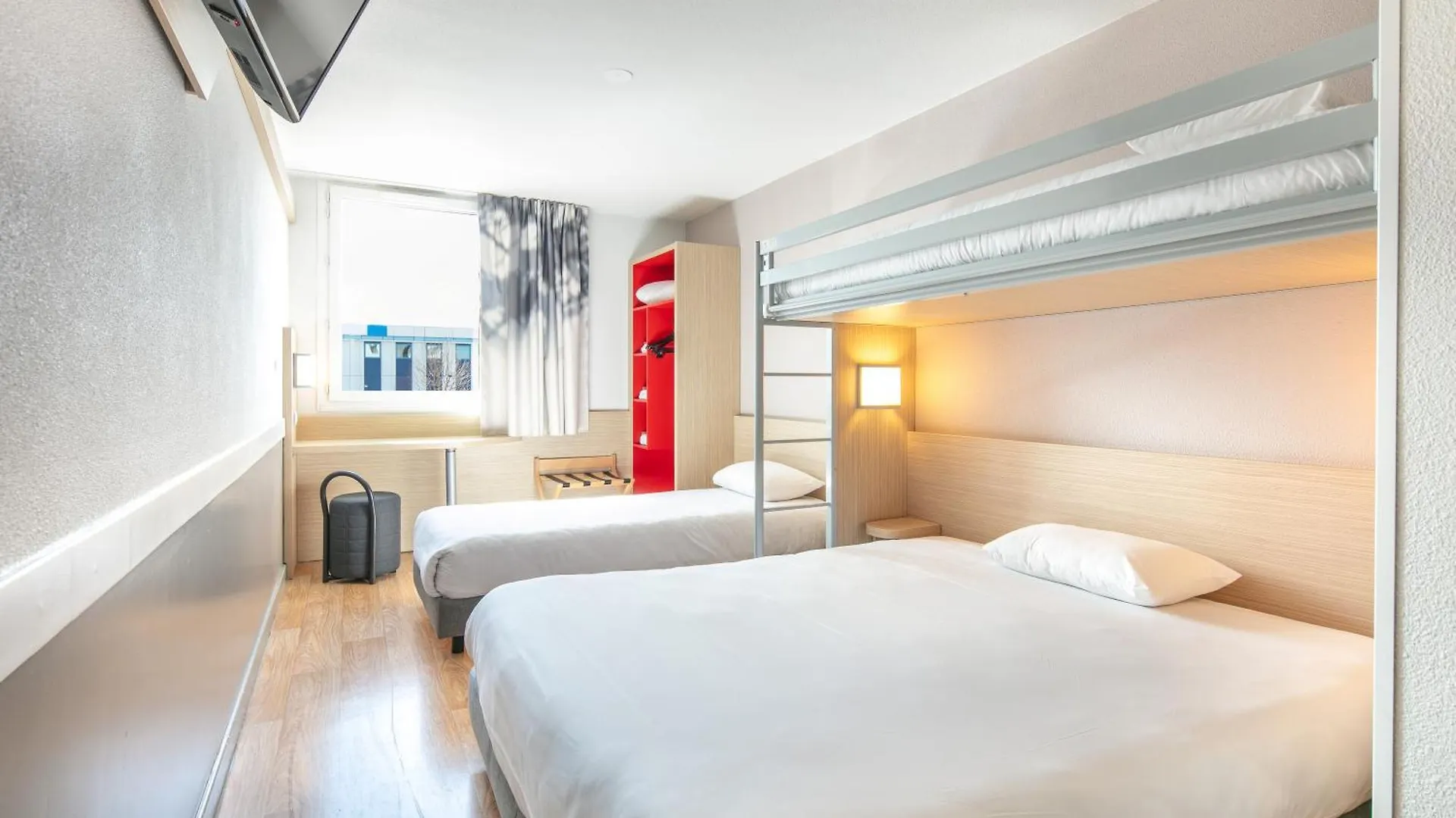 B&B Hotel Lyon Aeroport Saint-Quentin-Fallavier