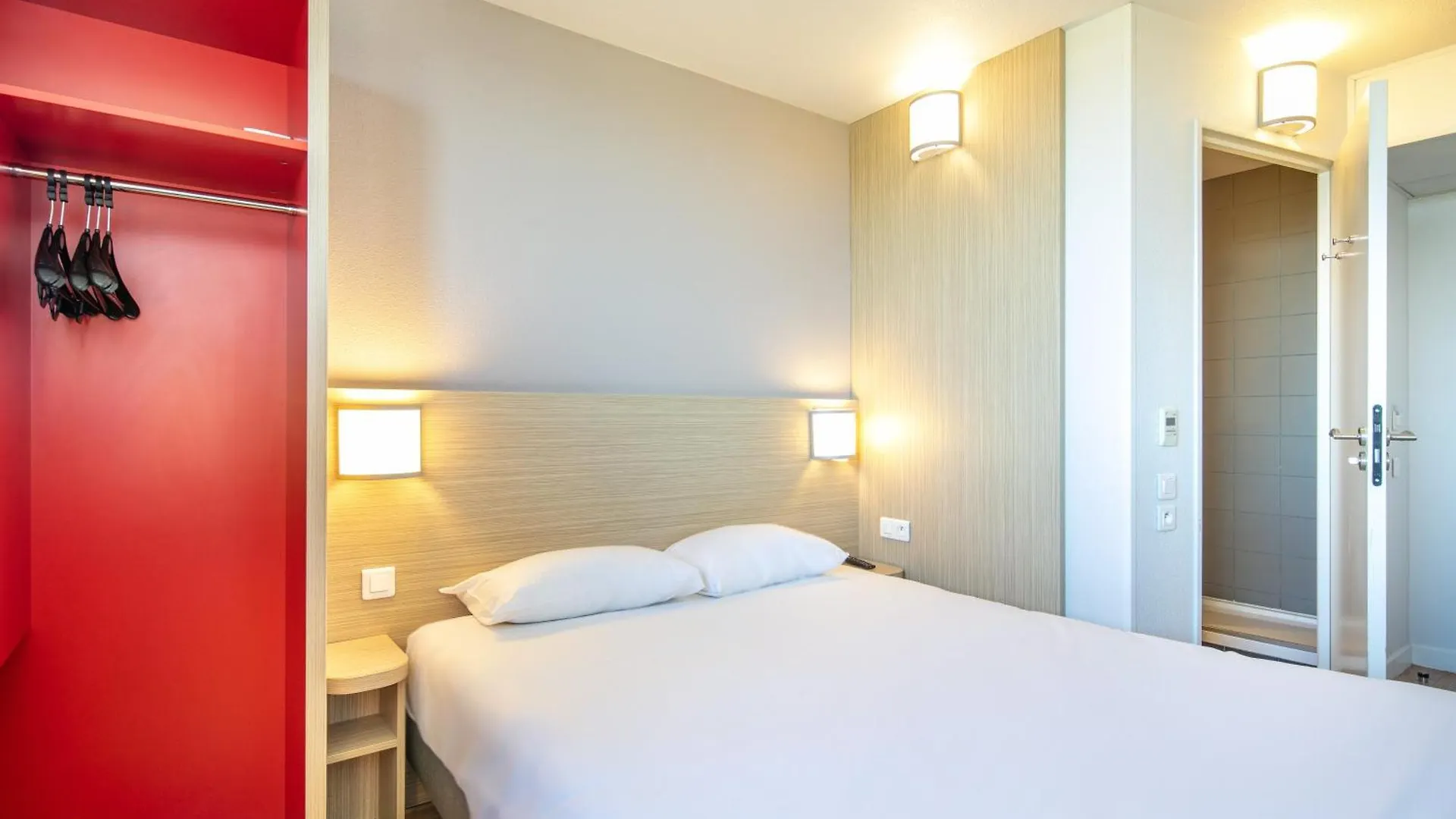 B&B Hotel Lyon Aeroport Saint-Quentin-Fallavier