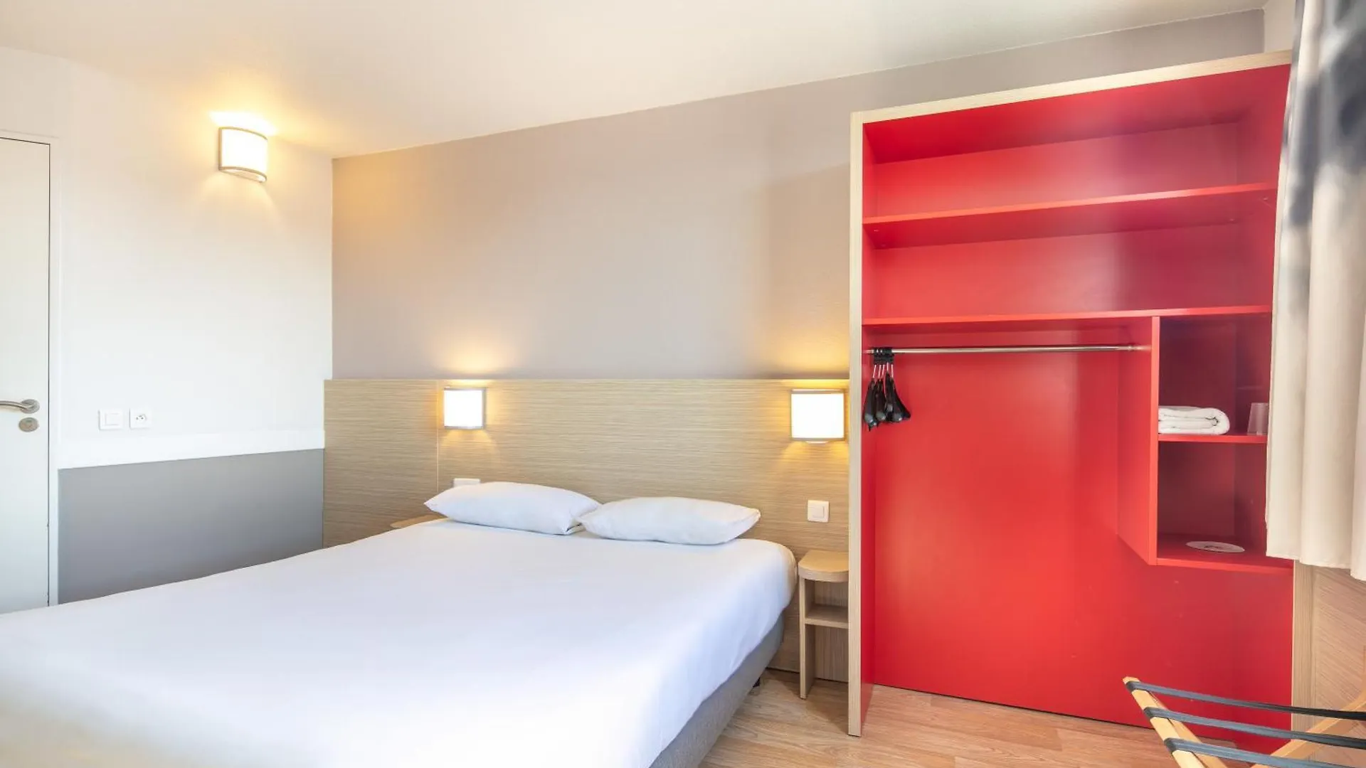 B&B Hotel Lyon Aeroport Saint-Quentin-Fallavier