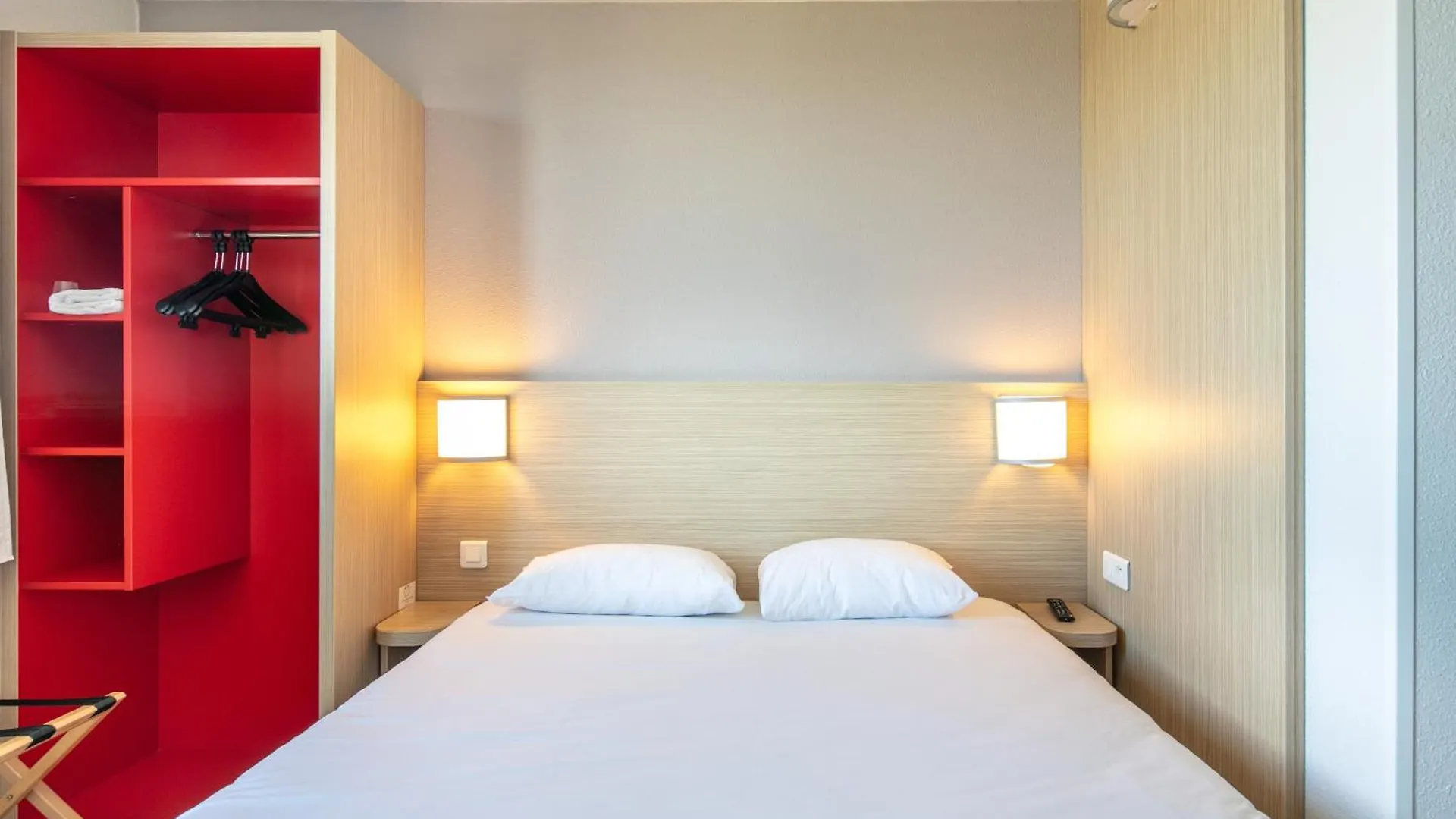 **  B&B Hotel Lyon Aeroport Saint-Quentin-Fallavier Frankreich