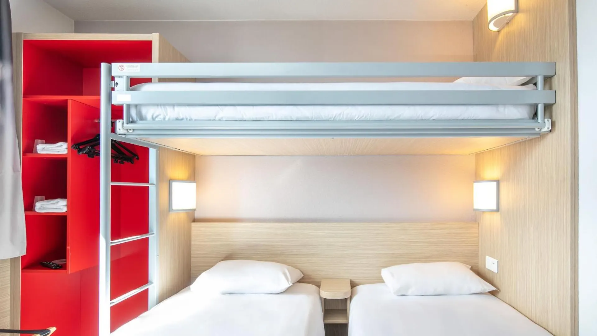 B&B Hotel Lyon Aeroport Saint-Quentin-Fallavier 2*,  Frankreich