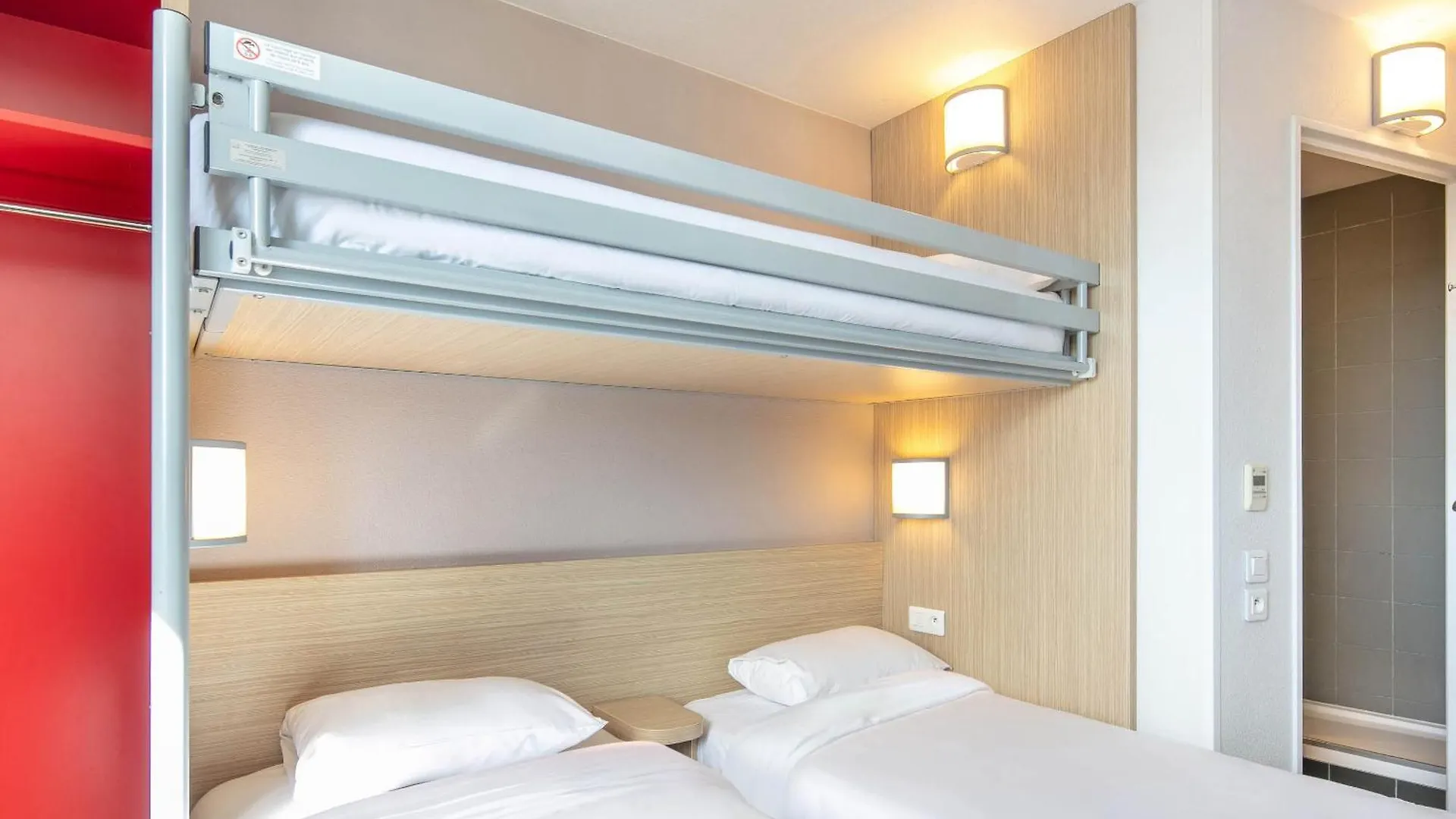 B&B Hotel Lyon Aeroport Saint-Quentin-Fallavier