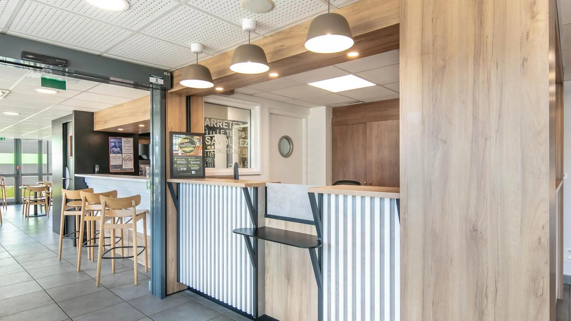 B&B Hotel Lyon Aeroport Saint-Quentin-Fallavier