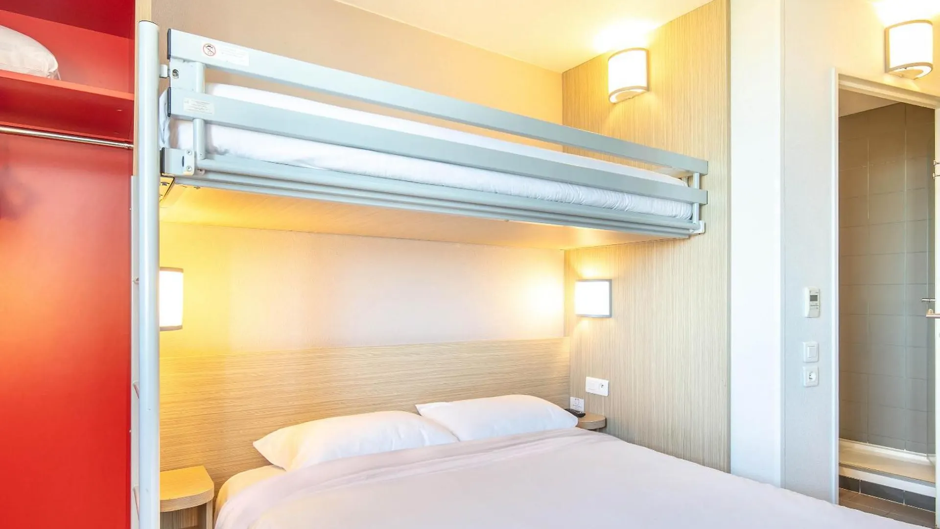 B&B Hotel Lyon Aeroport Saint-Quentin-Fallavier