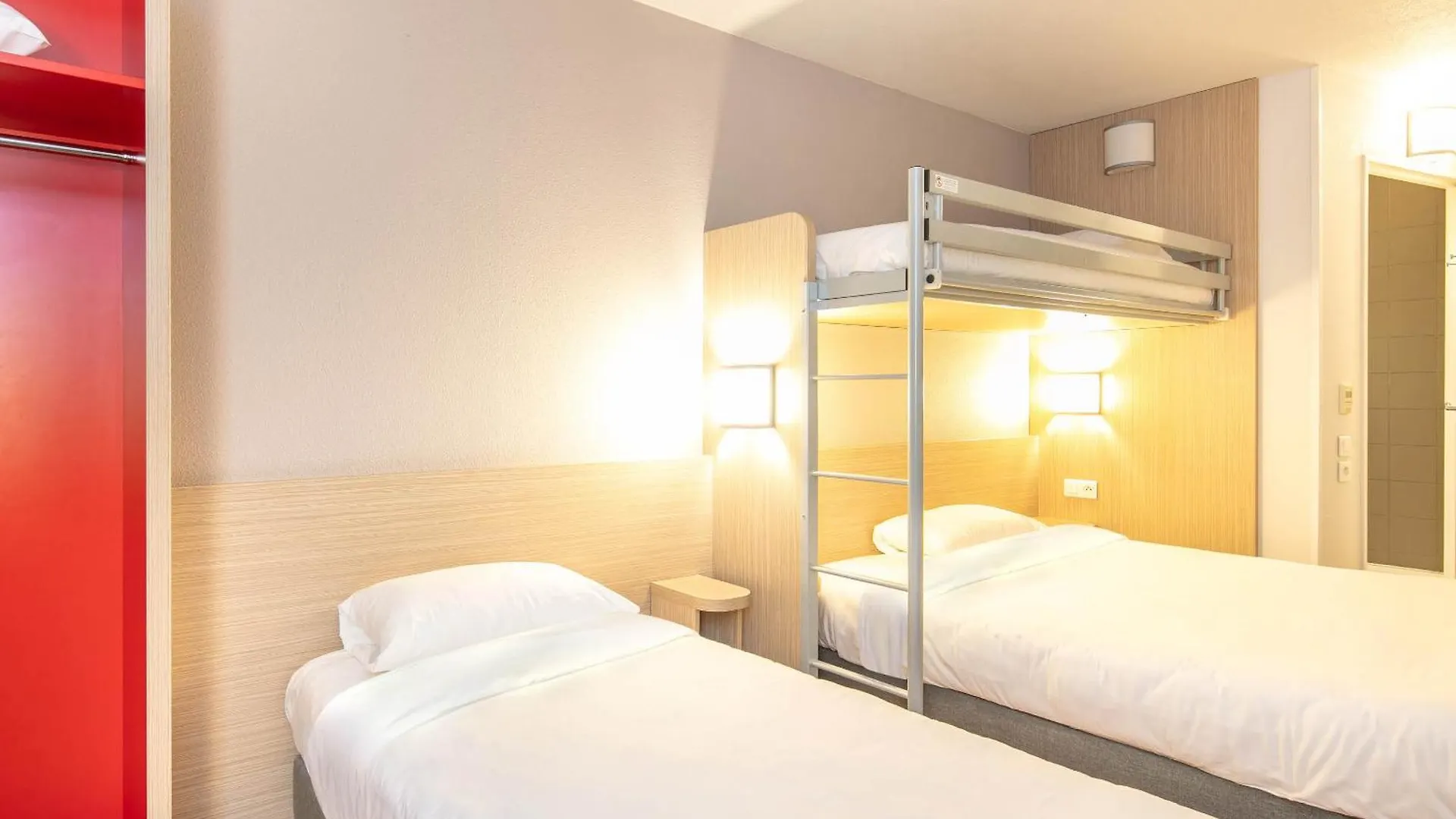 B&B Hotel Lyon Aeroport Saint-Quentin-Fallavier 2*,  Frankreich