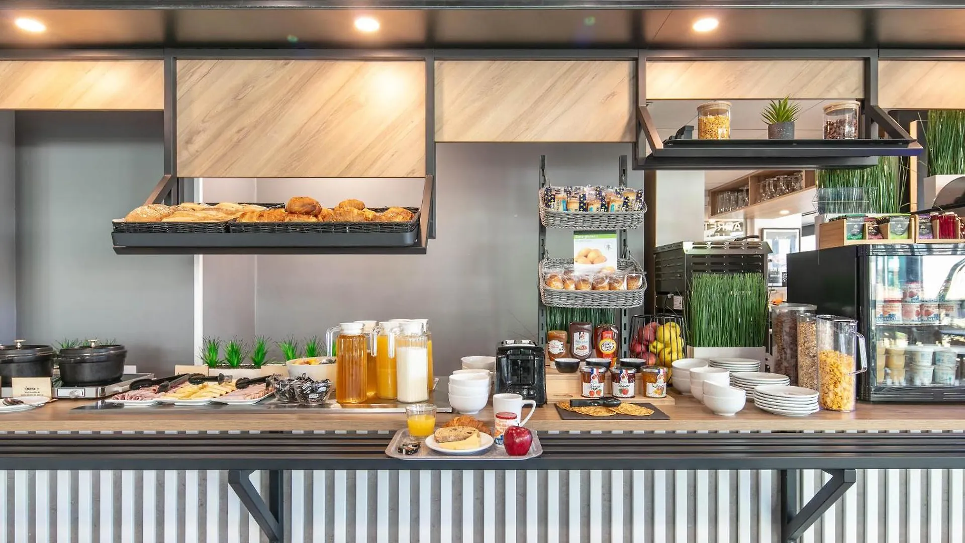B&B Hotel Lyon Aeroport Saint-Quentin-Fallavier